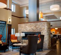Hampton Inn & Suites Boulder-North Lobby