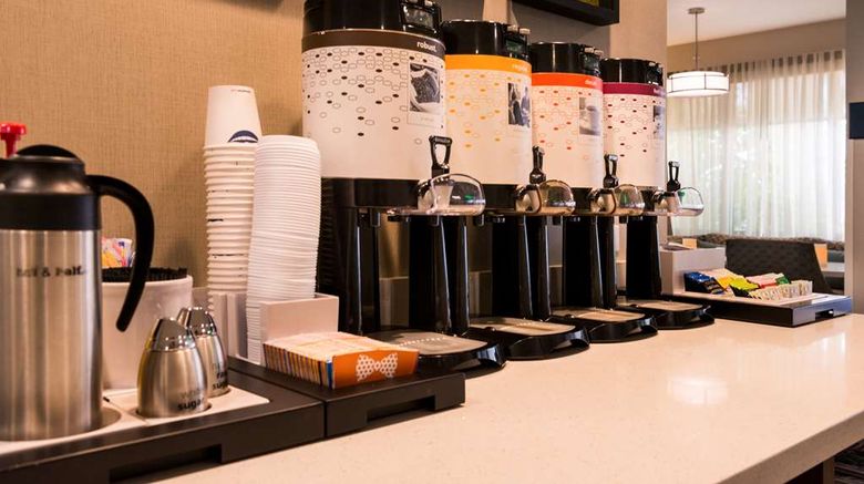 <b>Hampton Inn Los Angeles/West Covina Restaurant</b>. Images powered by <a href="https://iceportal.shijigroup.com/" title="IcePortal" target="_blank">IcePortal</a>.