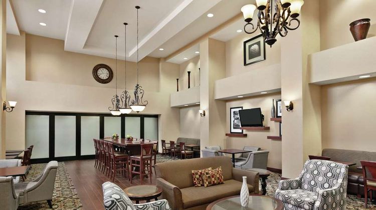 Hampton Inn & Suites Enid Lobby