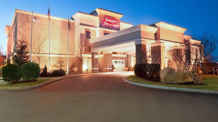 Hampton Inn & Suites Ogunquit Exterior