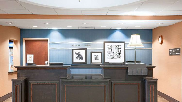 Hampton Inn & Suites Ogunquit Lobby
