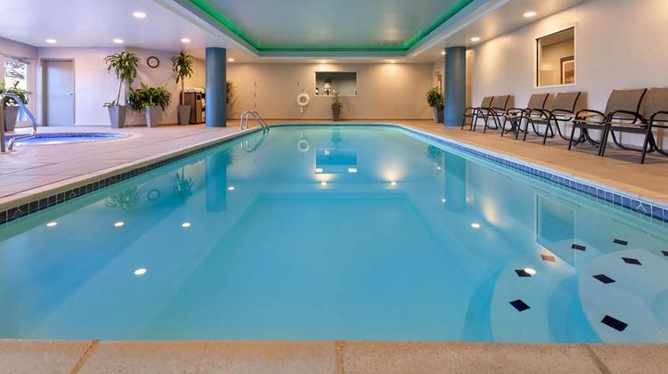 Hampton Inn & Suites Ogunquit Pool