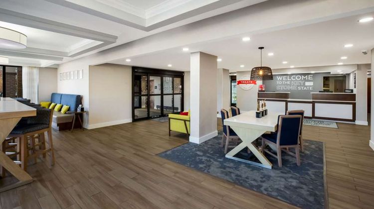 Hampton Inn Willow Grove Lobby