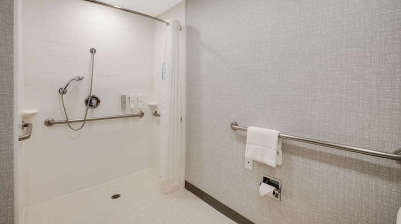 <b>Hampton Inn Willow Grove Room</b>. Images powered by <a href="https://iceportal.shijigroup.com/" title="IcePortal" target="_blank">IcePortal</a>.