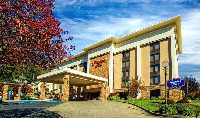Hampton Inn Wheeling Exterior