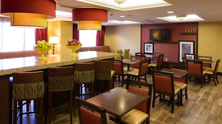 Hampton Inn Washington Lobby