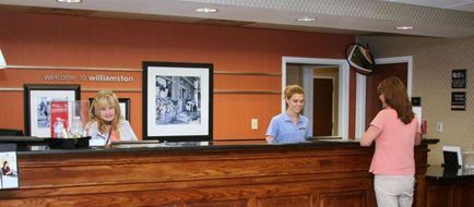 Hampton Inn Williamston Lobby