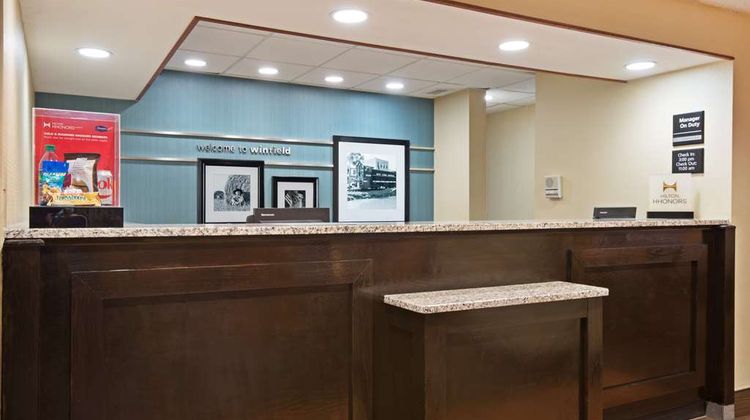 Hampton Inn Winfield/Teays Valley Lobby
