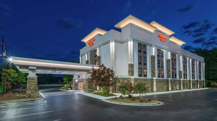 Hampton Inn Wilkesboro Exterior