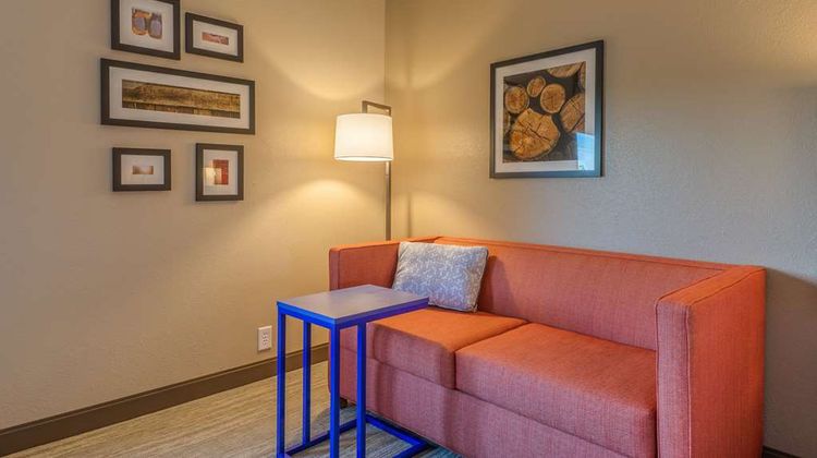 Hampton Inn Wilkesboro Room