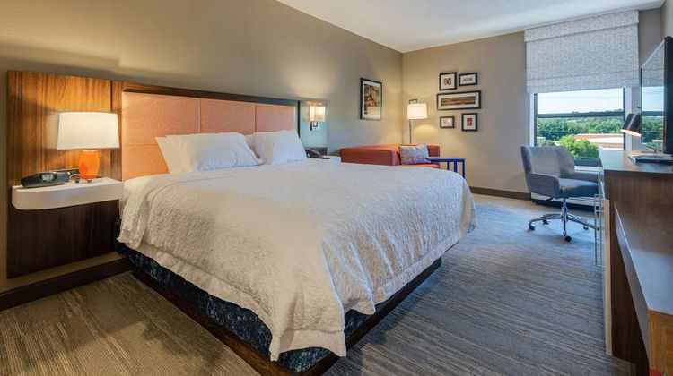 Hampton Inn Wilkesboro Room