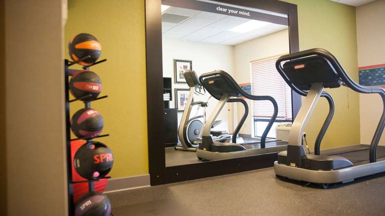 <b>Hampton Inn Mountain Home Health</b>. Images powered by <a href="https://iceportal.shijigroup.com/" title="IcePortal" target="_blank">IcePortal</a>.