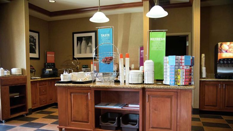 <b>Hampton Inn Mountain Home Restaurant</b>. Images powered by <a href="https://iceportal.shijigroup.com/" title="IcePortal" target="_blank">IcePortal</a>.