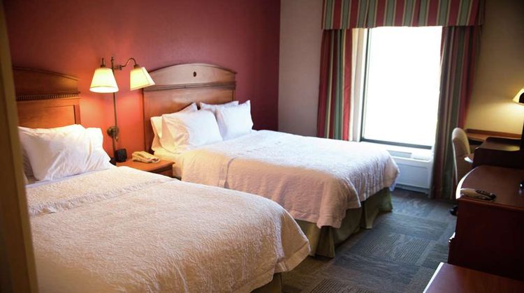 Hampton Inn Mountain Home Room