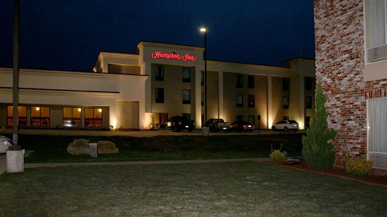 <b>Hampton Inn Mountain Home Exterior</b>. Images powered by <a href="https://iceportal.shijigroup.com/" title="IcePortal" target="_blank">IcePortal</a>.