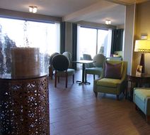 Hampton Inn University/Mall Area Lobby