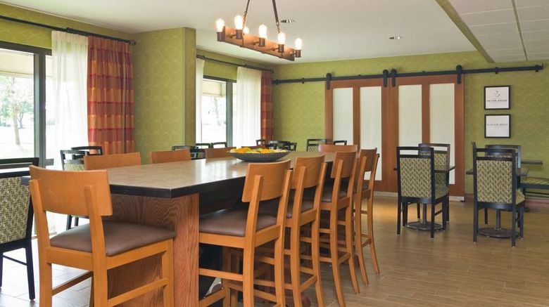 <b>Hampton Inn Wooster Restaurant</b>. Images powered by <a href="https://iceportal.shijigroup.com/" title="IcePortal" target="_blank">IcePortal</a>.