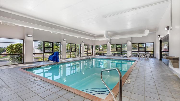 Hampton Inn Wooster Pool
