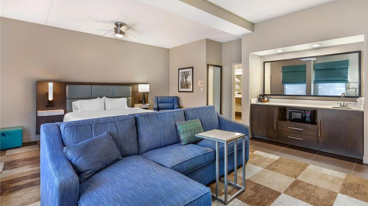 Hampton Inn Wooster Room