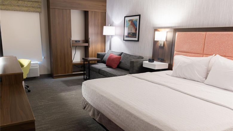 <b>Hampton Inn Williamsport Downtown Room</b>. Images powered by <a href="https://iceportal.shijigroup.com/" title="IcePortal" target="_blank">IcePortal</a>.