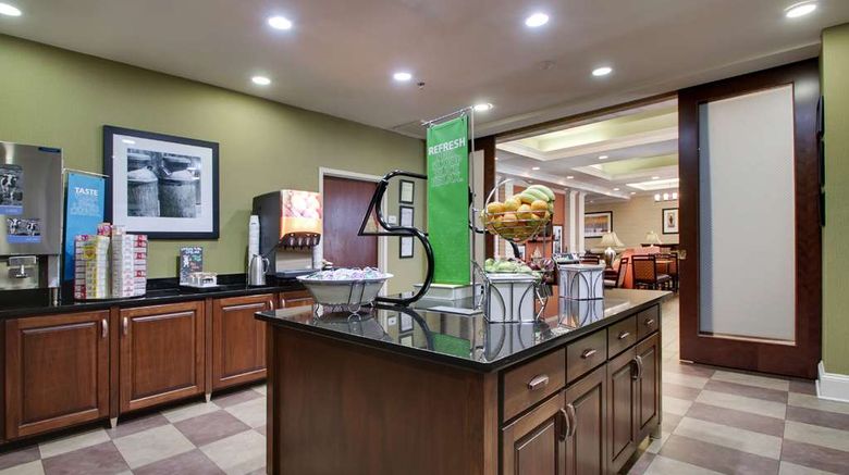 <b>Hampton Inn Warner Robins Restaurant</b>. Images powered by <a href="https://iceportal.shijigroup.com/" title="IcePortal" target="_blank">IcePortal</a>.