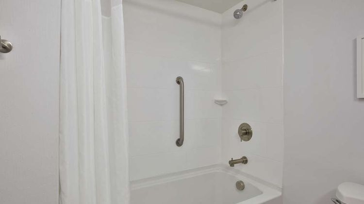 Hampton Inn White River Junction Room