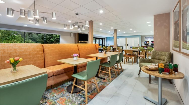 Hampton Inn White River Junction Lobby