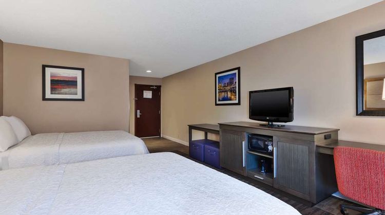Hampton Inn Waterbury Room