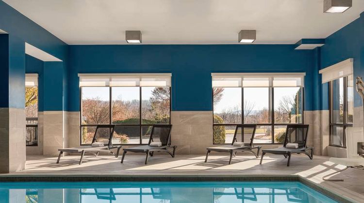 Hampton Inn Stuarts Draft Pool