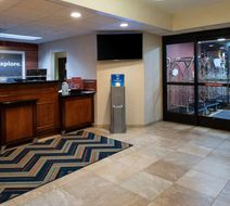 Hampton Inn Wytheville Lobby