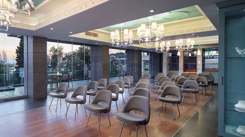 <b>DoubleTree by Hilton Hotel Kusadasi Meeting</b>. Images powered by <a href="https://iceportal.shijigroup.com/" title="IcePortal" target="_blank">IcePortal</a>.