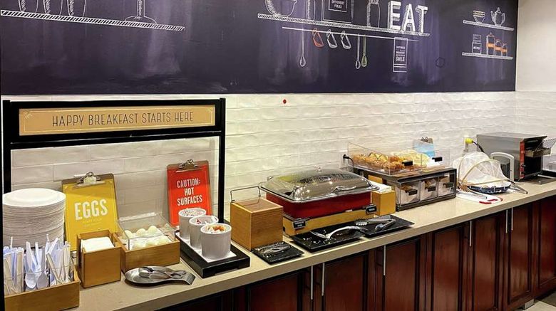 <b>Hampton Inn Oakville - Mississauga Restaurant</b>. Images powered by <a href="https://iceportal.shijigroup.com/" title="IcePortal" target="_blank">IcePortal</a>.