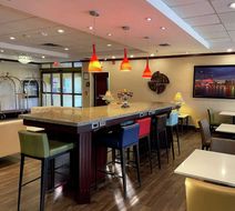 Hampton Inn Oakville - Mississauga Lobby