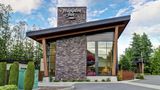 <b>Hampton Inn by Hilton Chilliwack Exterior</b>. Images powered by <a href="https://iceportal.shijigroup.com/" title="IcePortal" target="_blank">IcePortal</a>.