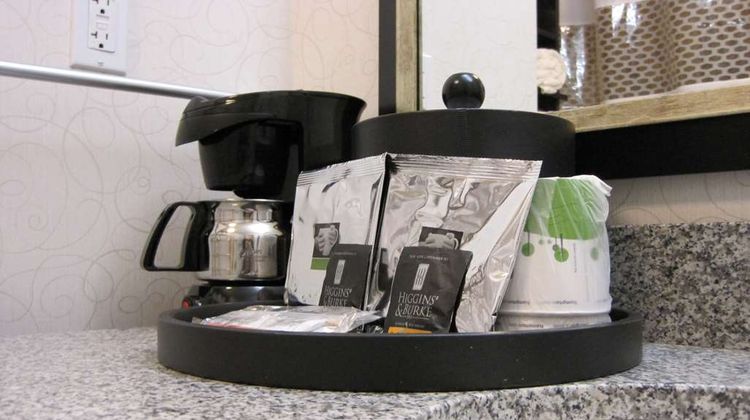 Hampton Inn by Hilton Fort Saskatchewan Room