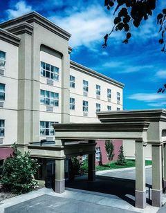 Hampton Inn Edmonton Airport