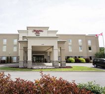 Hampton Inn Exterior