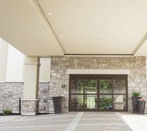 Hampton Inn Exterior