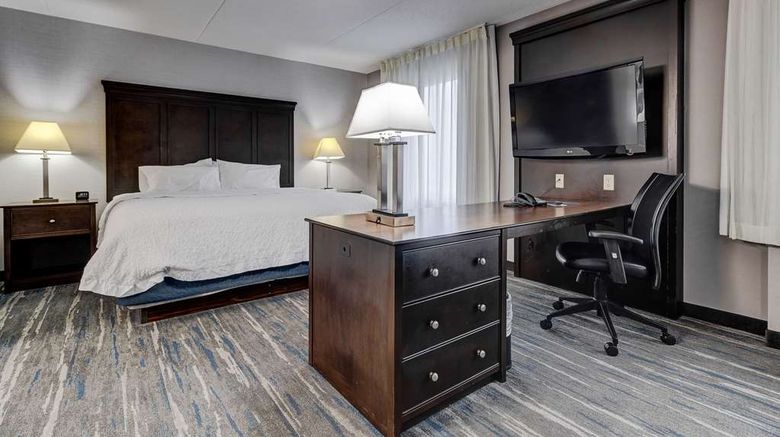 <b>Hampton Inn & Suites Brantford Room</b>. Images powered by <a href="https://iceportal.shijigroup.com/" title="IcePortal" target="_blank">IcePortal</a>.