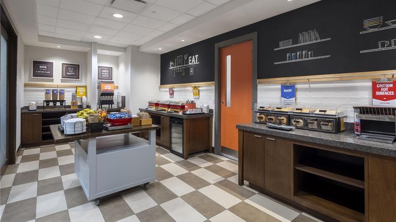 <b>Hampton Inn by Hilton Halifax Downtown Restaurant</b>. Images powered by <a href="https://iceportal.shijigroup.com/" title="IcePortal" target="_blank">IcePortal</a>.