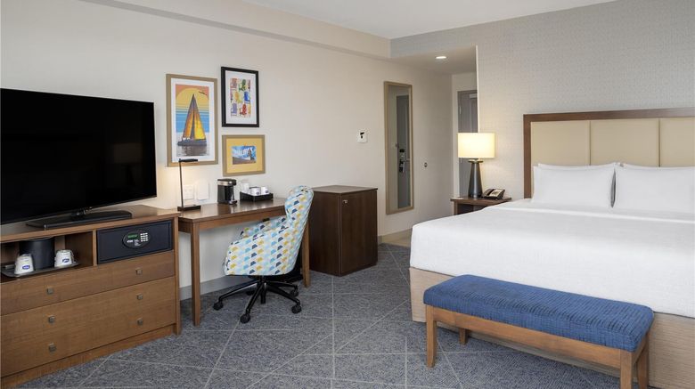 <b>Hampton Inn by Hilton Halifax Downtown Room</b>. Images powered by <a href="https://iceportal.shijigroup.com/" title="IcePortal" target="_blank">IcePortal</a>.