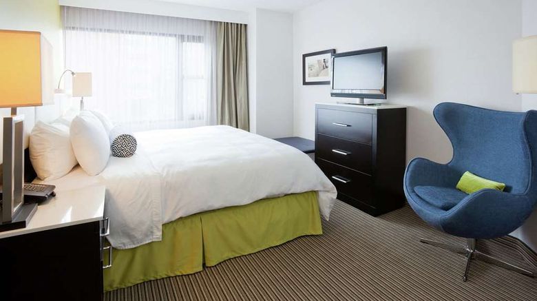 <b>The Hollis Halifax-a DoubleTree Suites Room</b>. Images powered by <a href="https://iceportal.shijigroup.com/" title="IcePortal" target="_blank">IcePortal</a>.