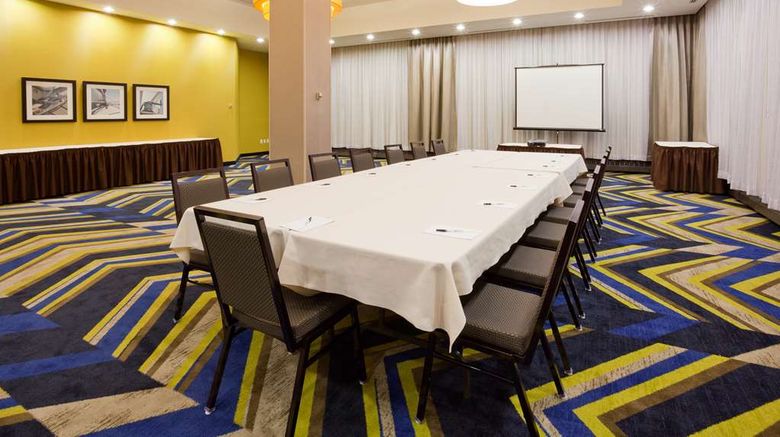 <b>The Hollis Halifax-a DoubleTree Suites Meeting</b>. Images powered by <a href="https://iceportal.shijigroup.com/" title="IcePortal" target="_blank">IcePortal</a>.