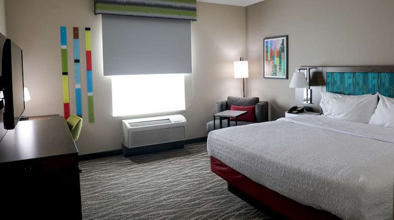 <b>Hampton Inn Ellensburg Room</b>. Images powered by <a href="https://iceportal.shijigroup.com/" title="IcePortal" target="_blank">IcePortal</a>.