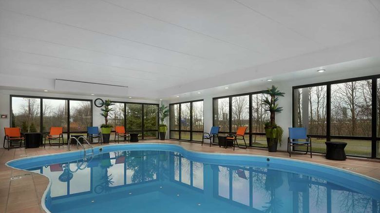 <b>Hampton Inn Youngstown I-80 West Pool</b>. Images powered by <a href="https://iceportal.shijigroup.com/" title="IcePortal" target="_blank">IcePortal</a>.