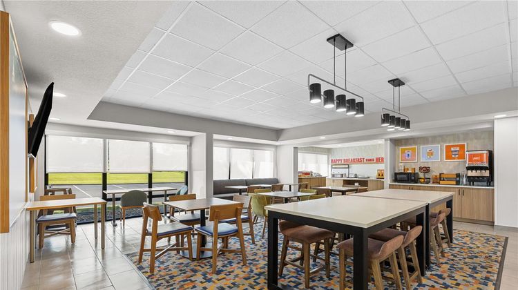 Hampton Inn Youngstown I-80 West Restaurant