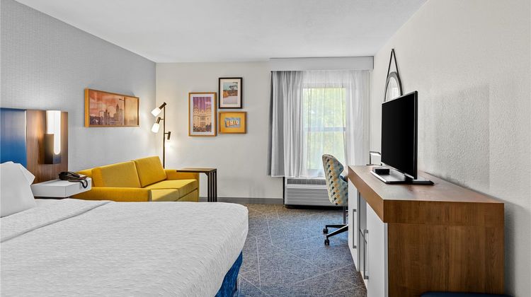Hampton Inn Youngstown I-80 West Room