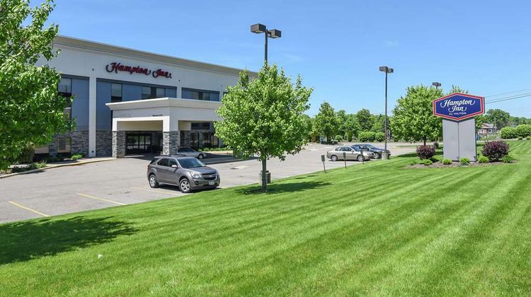 Hampton Inn Youngstown-North Exterior