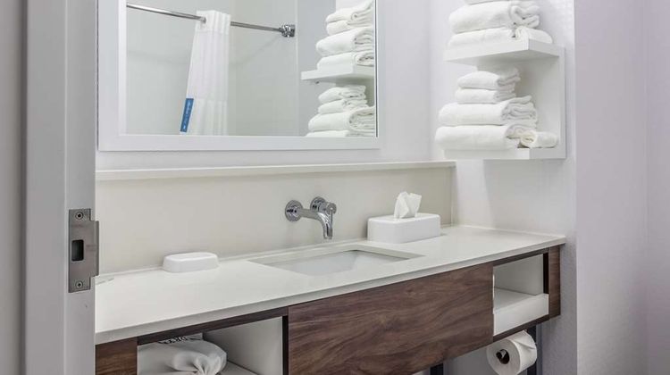 Hampton Inn Youngstown-North Room