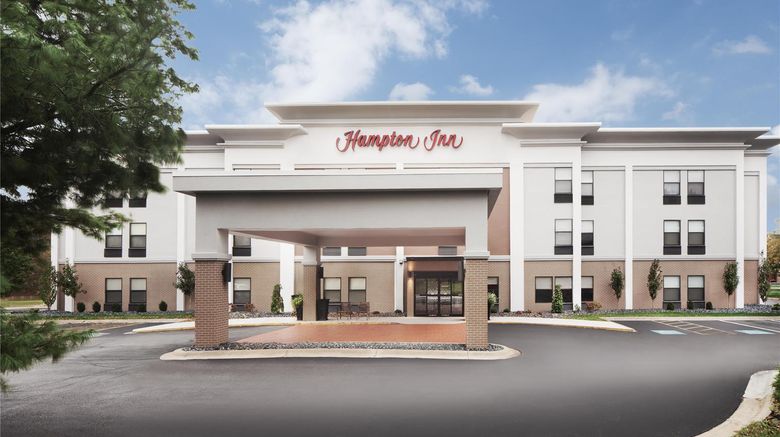 Hampton Inn Youngstown/Boardman Exterior. Images powered by <a href="https://iceportal.shijigroup.com" target="_blank" rel="noopener">Ice Portal</a>.